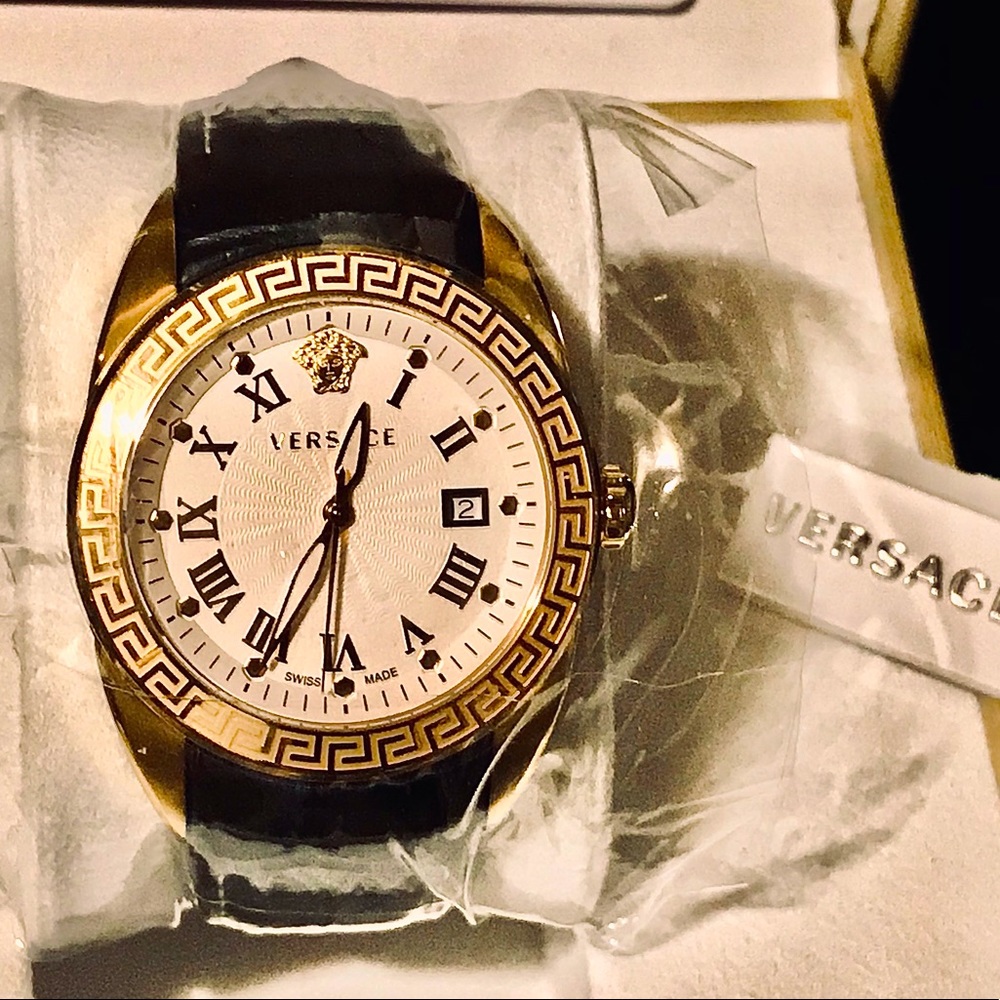 Mens Versace watch V-Sport IP NWT - Picture 4 of 12